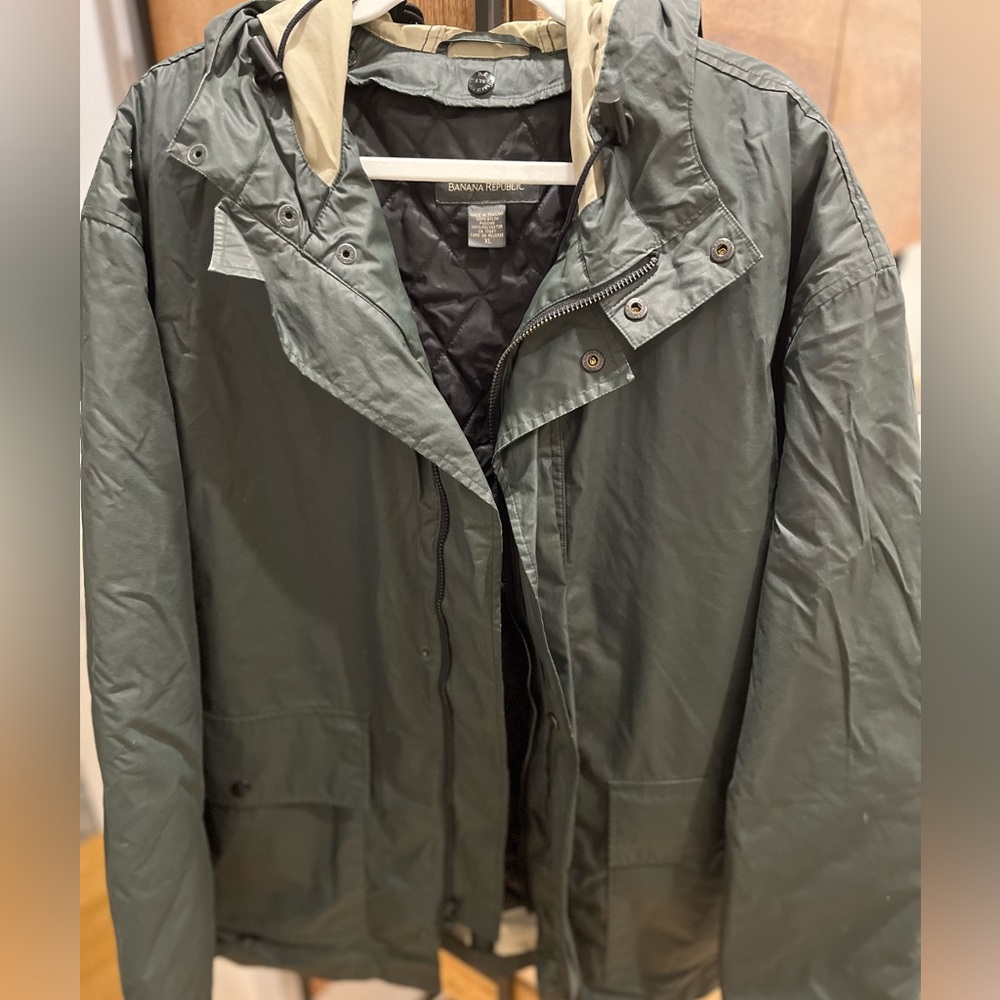 Banana Republic Men's Versatile Nylon Hooded Jacke